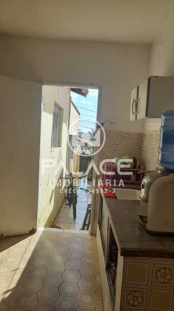 Casa à venda com 3 quartos, 190m² - Foto 9