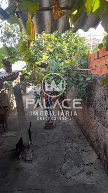 Casa à venda com 3 quartos, 190m² - Foto 11