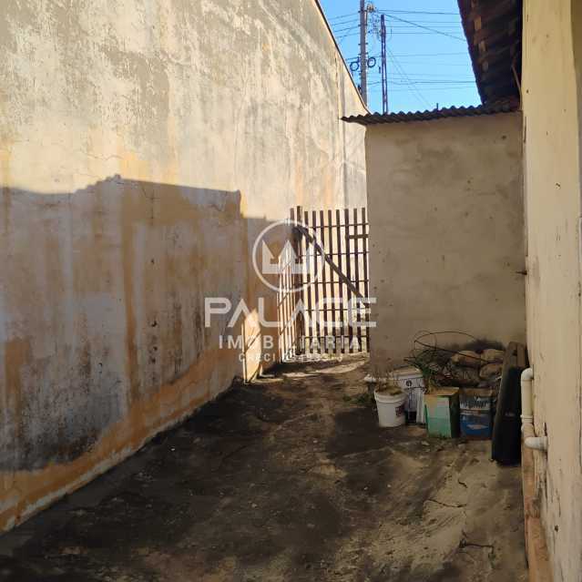 Casa à venda com 2 quartos, 71m² - Foto 11