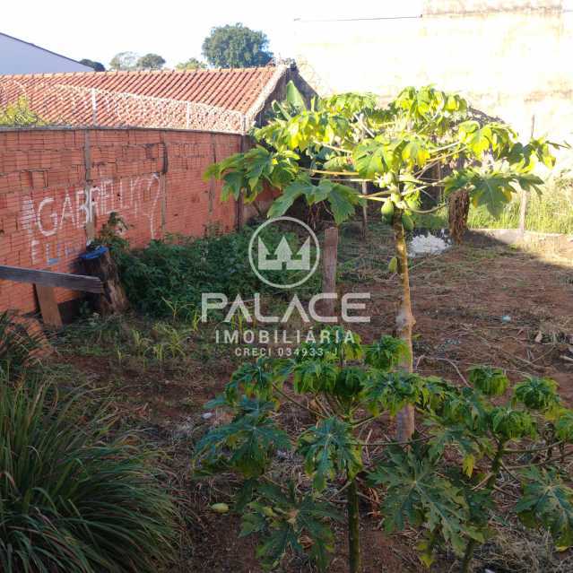 Casa à venda com 2 quartos, 71m² - Foto 13
