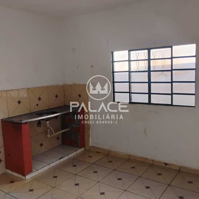 Casa à venda com 2 quartos, 71m² - Foto 7