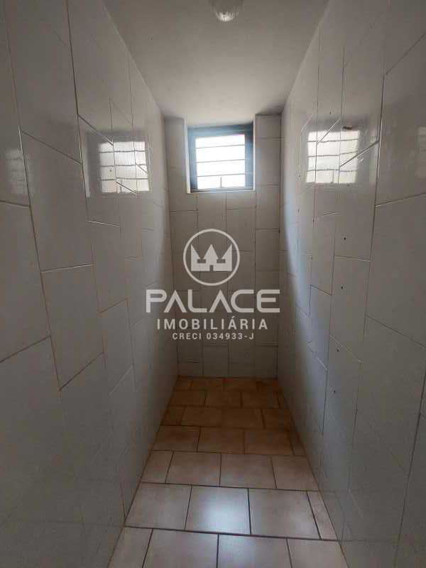Casa para alugar com 2 quartos, 135m² - Foto 8