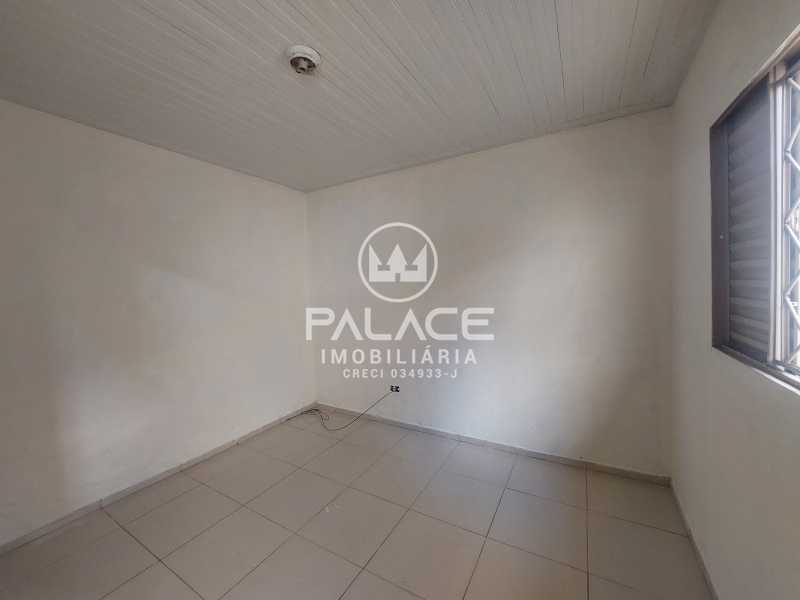 Casa para alugar com 2 quartos, 135m² - Foto 11