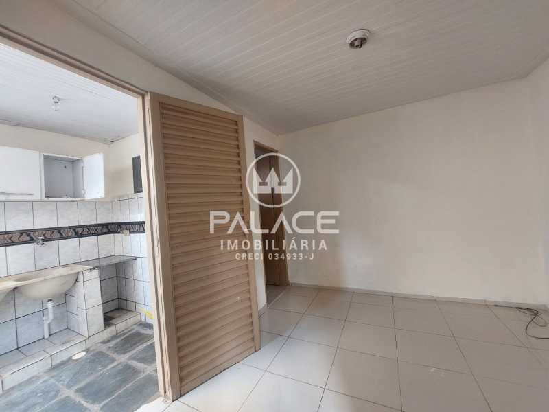 Casa para alugar com 2 quartos, 135m² - Foto 24