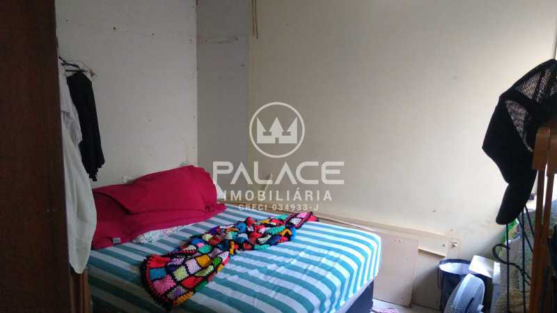 Casa à venda com 2 quartos, 120m² - Foto 2