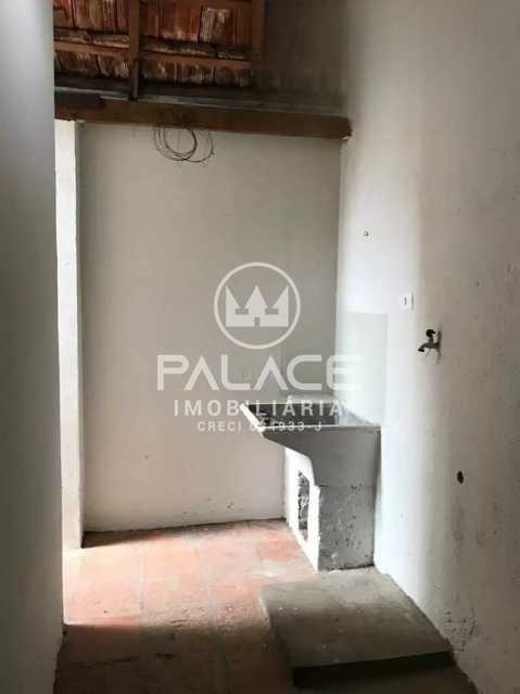 Casa à venda com 2 quartos, 70m² - Foto 7