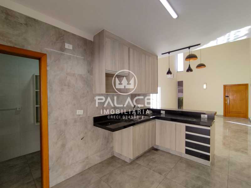 Casa de Condomínio para alugar com 3 quartos, 209m² - Foto 10