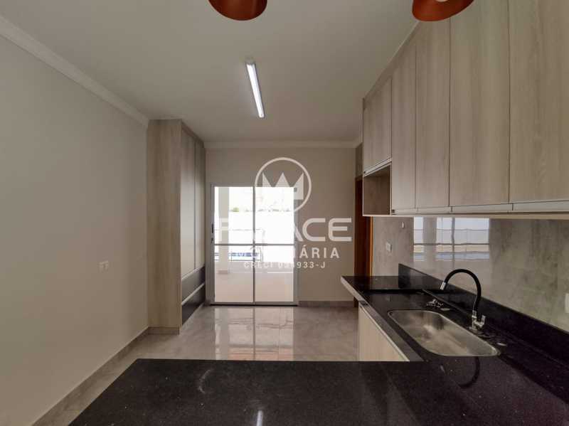 Casa de Condomínio para alugar com 3 quartos, 209m² - Foto 8