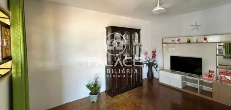 Casa à venda com 2 quartos, 114m² - Foto 3