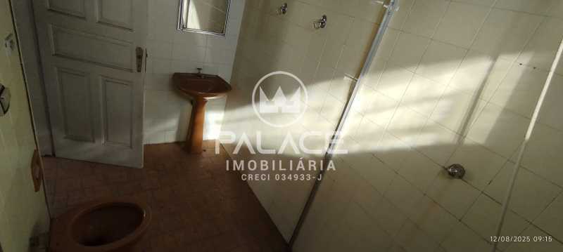 Casa para alugar com 4 quartos, 383m² - Foto 30