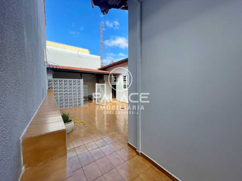 Casa para alugar com 3 quartos, 180m² - Foto 20