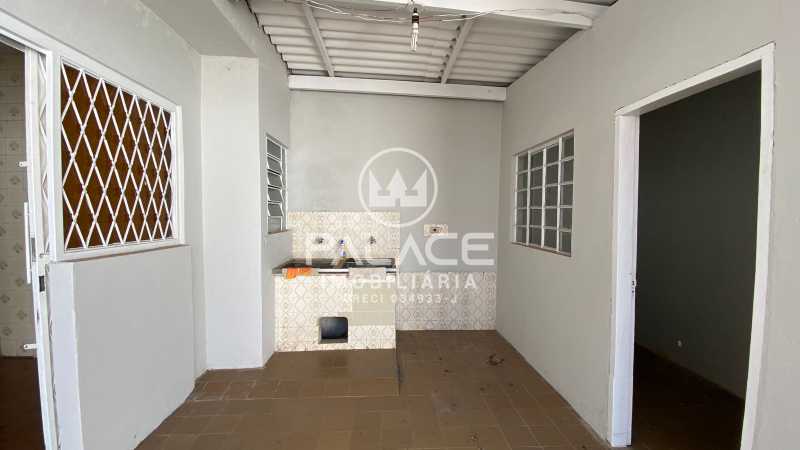 Casa à venda e aluguel com 3 quartos, 185m² - Foto 7