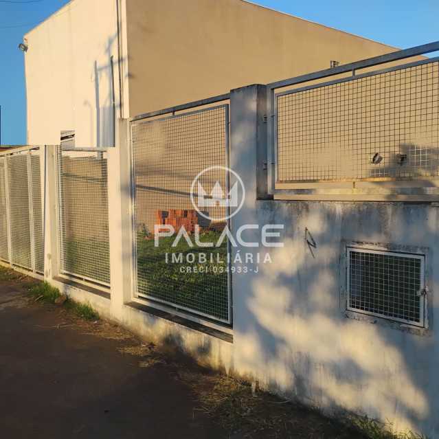 Terreno para alugar, 840m² - Foto 1