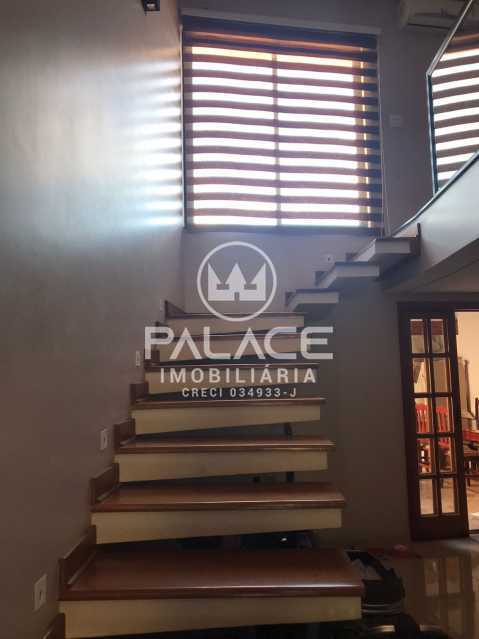 Casa à venda com 2 quartos, 166m² - Foto 2