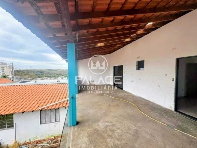 Casa para alugar com 4 quartos, 180m² - Foto 14