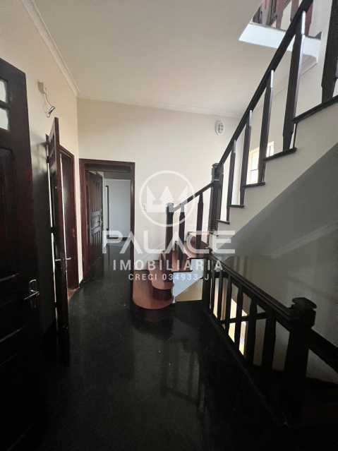 Casa Comercial para alugar com 10 quartos, 342m² - Foto 13