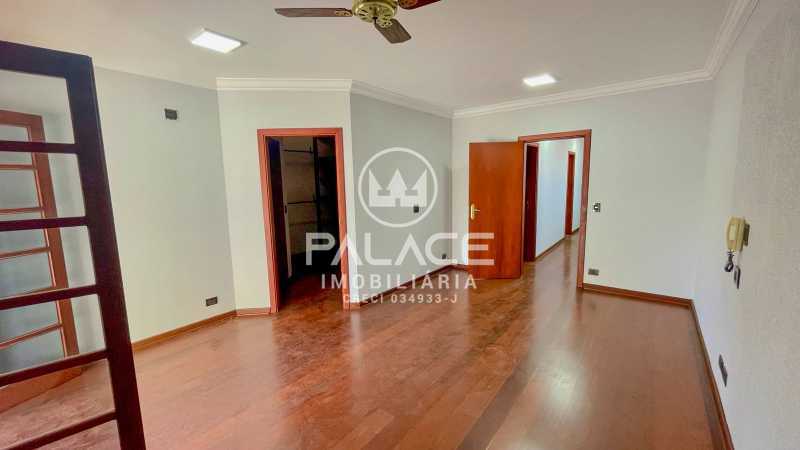 Casa para alugar com 4 quartos, 297m² - Foto 16