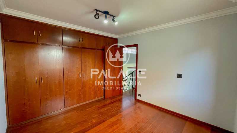 Casa para alugar com 4 quartos, 297m² - Foto 23
