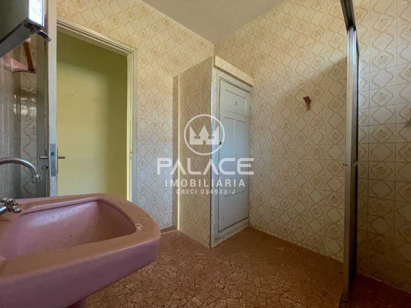 Casa para alugar com 3 quartos, 130m² - Foto 10