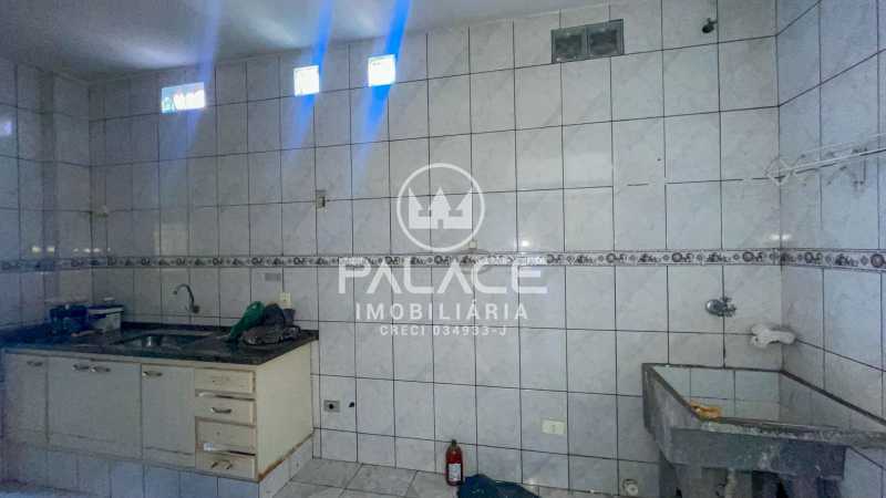 Casa para alugar com 2 quartos, 59m² - Foto 10