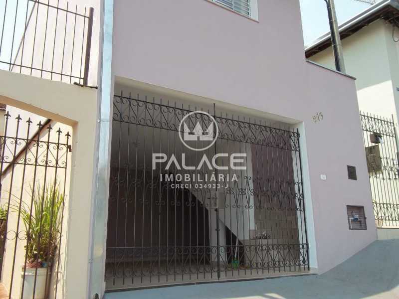 Casa à venda com 2 quartos, 280m² - Foto 1