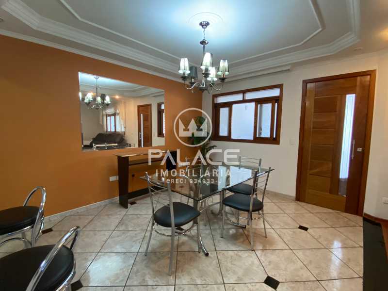 Casa à venda com 4 quartos, 166m² - Foto 3