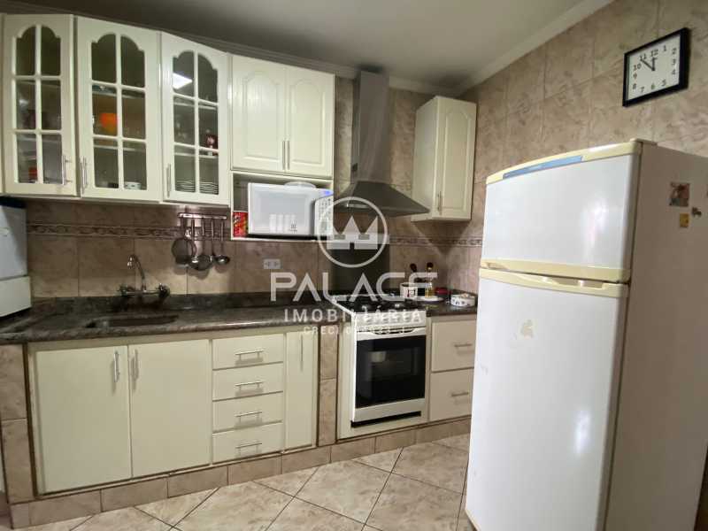 Casa à venda com 4 quartos, 166m² - Foto 7