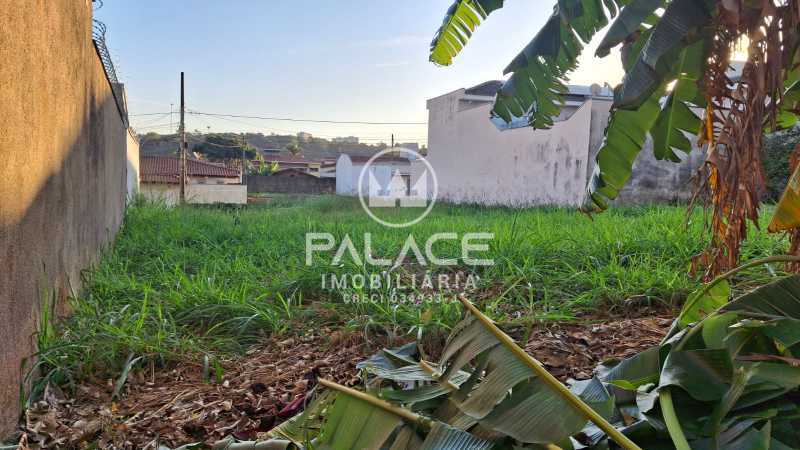 Terreno à venda, 255m² - Foto 1