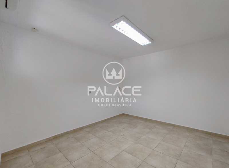 Casa para alugar com 3 quartos, 60m² - Foto 11