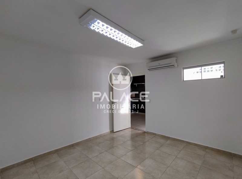 Casa para alugar com 3 quartos, 60m² - Foto 13