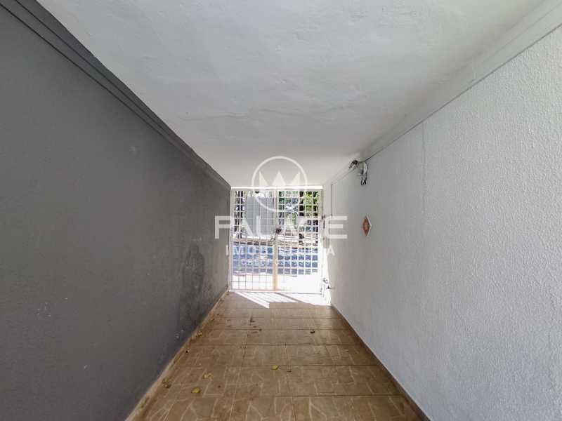 Casa para alugar com 3 quartos, 60m² - Foto 30