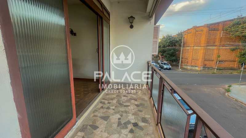 Casa para alugar com 4 quartos, 253m² - Foto 4