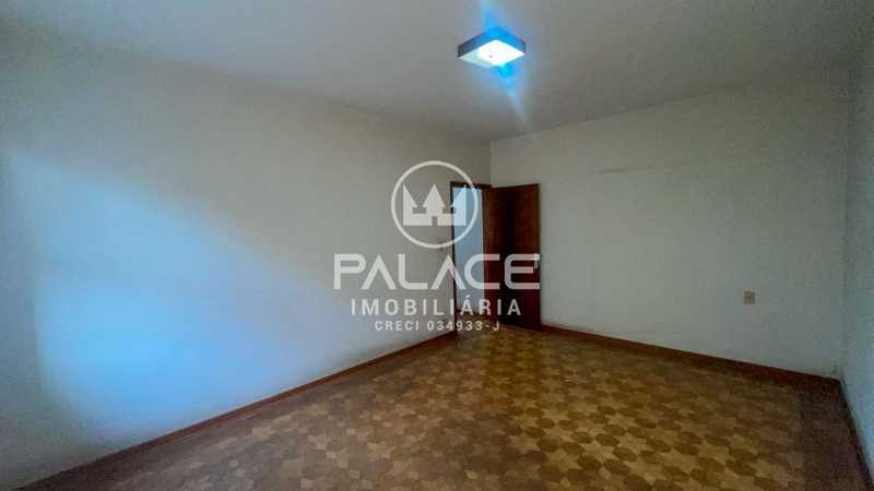 Casa para alugar com 4 quartos, 253m² - Foto 12