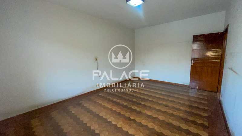 Casa para alugar com 4 quartos, 253m² - Foto 21