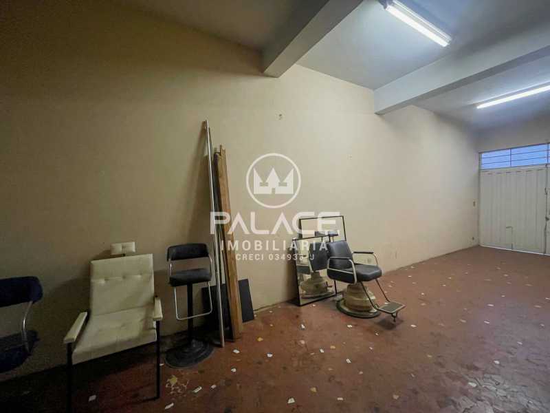 Casa para alugar com 4 quartos, 253m² - Foto 23