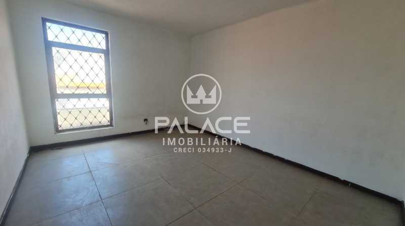 Casa à venda com 2 quartos, 129m² - Foto 4