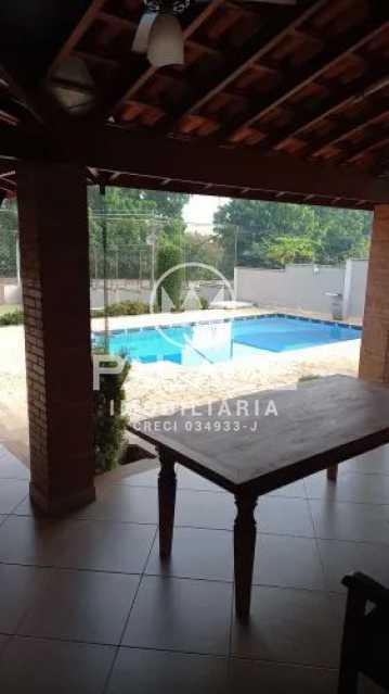 Casa de Condomínio à venda com 2 quartos, 250m² - Foto 14