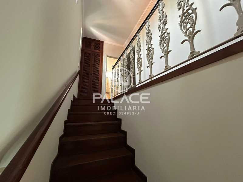 Casa para alugar com 3 quartos, 90m² - Foto 12