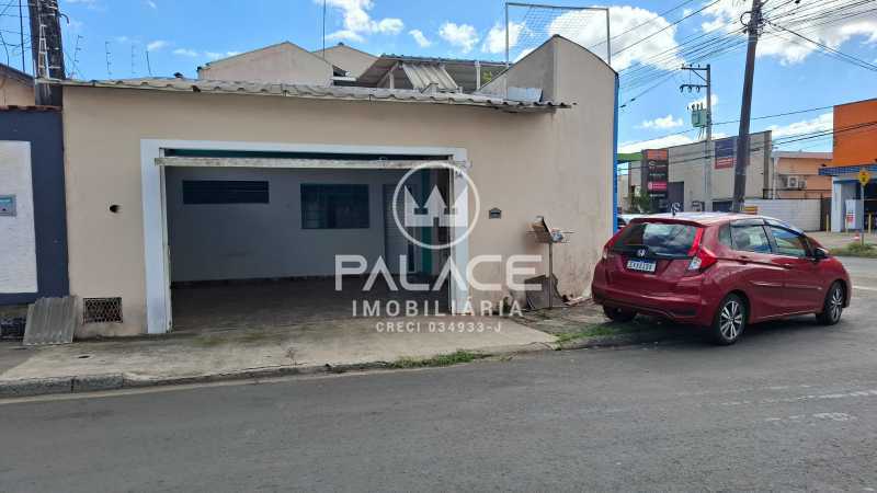 Casa para alugar com 3 quartos, 51m² - Foto 2