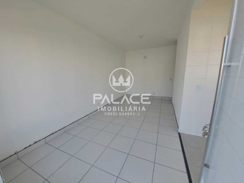 Casa de Condomínio à venda e aluguel com 2 quartos, 63m² - Foto 1