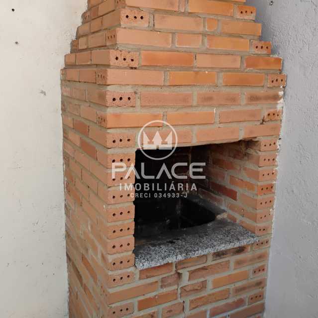 Casa para alugar com 2 quartos, 98m² - Foto 12