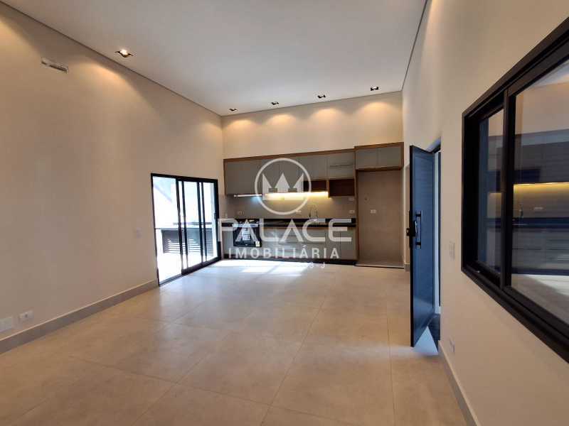 Casa de Condomínio à venda com 3 quartos, 135m² - Foto 3