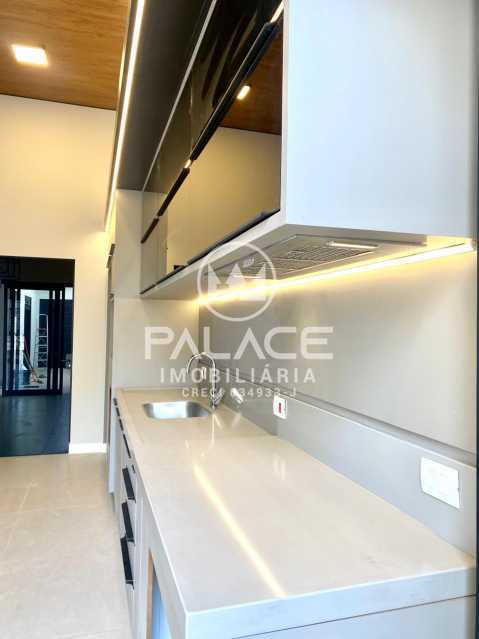 Casa de Condomínio à venda com 3 quartos, 131m² - Foto 4
