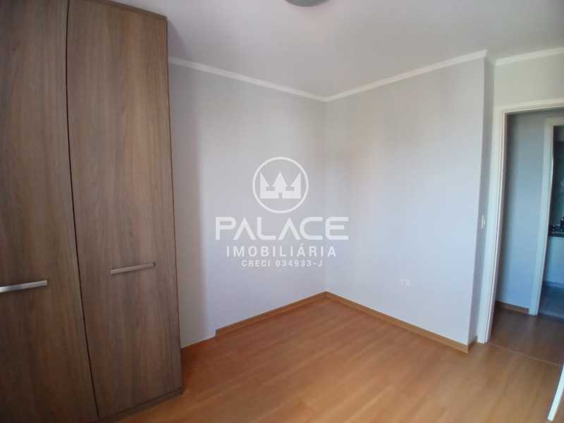 Apartamento para alugar com 3 quartos, 119m² - Foto 12