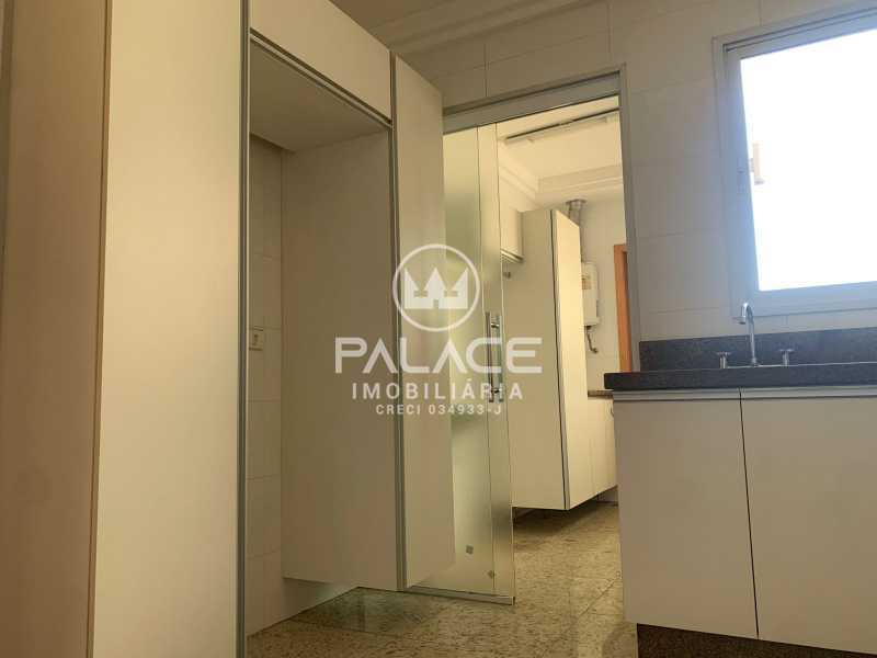 Apartamento para alugar com 3 quartos, 128m² - Foto 24