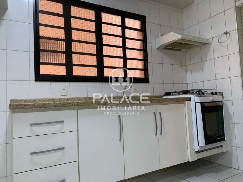 Apartamento para alugar com 3 quartos, 75m² - Foto 8