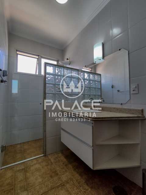 Casa de Condomínio para alugar com 3 quartos, 180m² - Foto 16