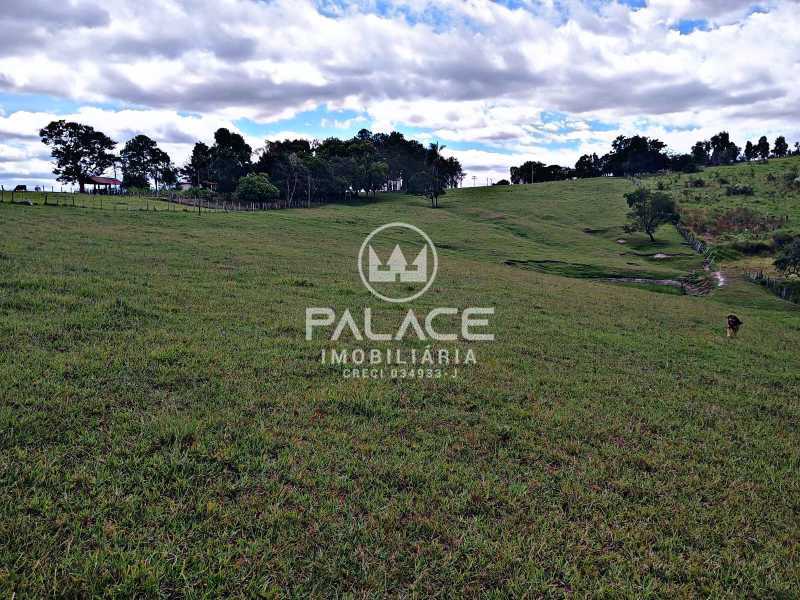 Sítio à venda com 3 quartos, 169400m² - Foto 2