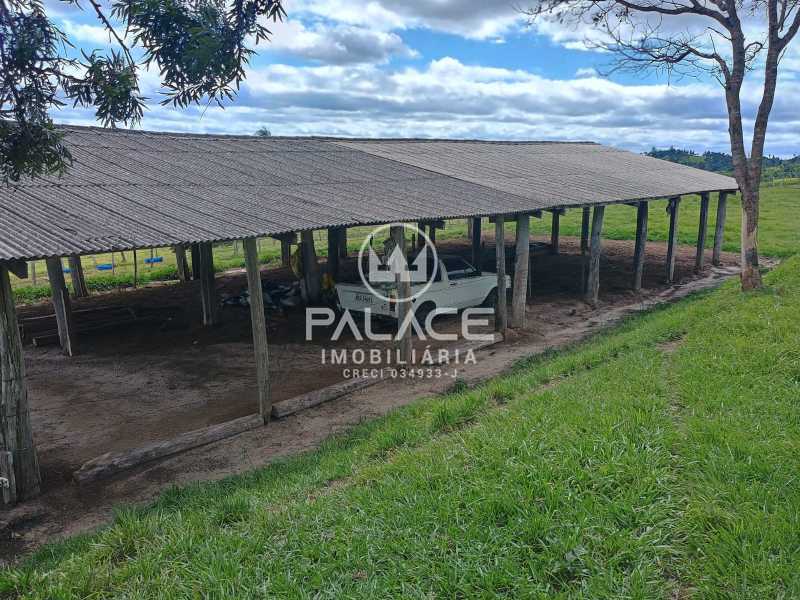 Sítio à venda com 3 quartos, 169400m² - Foto 17