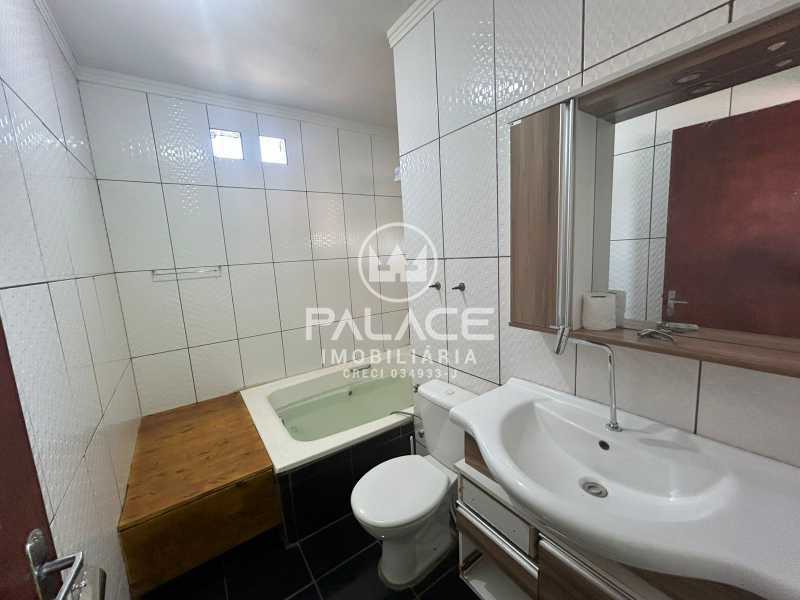 Casa para alugar com 2 quartos, 95m² - Foto 16